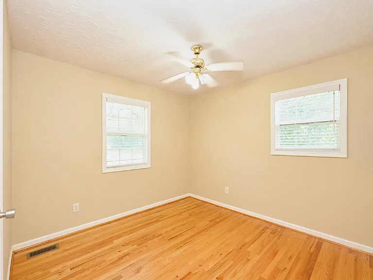 414 Wayne Jackson Rd — Photo 15