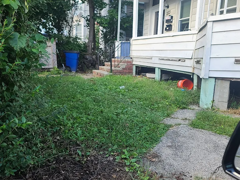 223 Decatur Ave #1 — Photo 6
