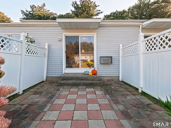 4th image of 50 East Hill Road #8S