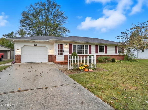 112 Tyler Dr, Walbridge, OH 43465