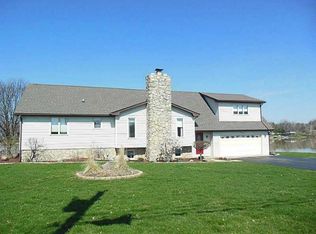 15682 Lake Shore Dr S #R-S, Hope, IN 47246