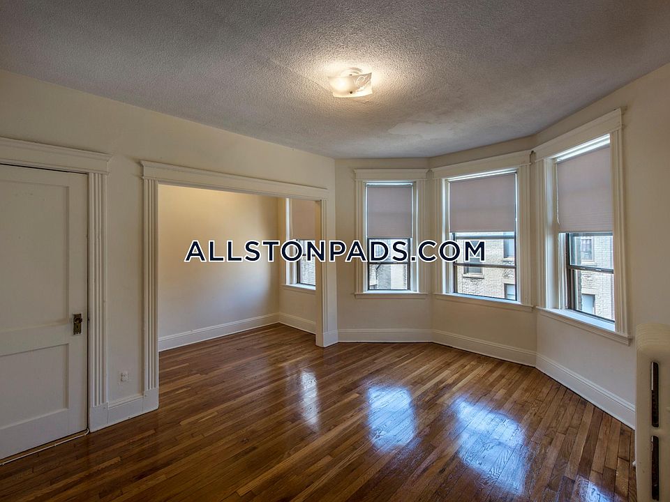 2nd image of 1148 Commonwealth Ave #58AB