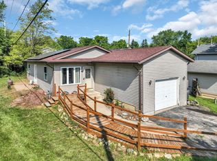 12132 221st Ave, Bristol, WI 53104