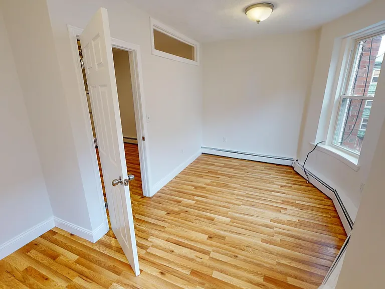 21 Sheafe St #8 — Photo 3