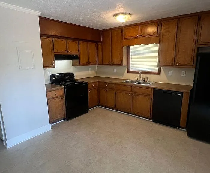 537 Haygood Ct — Photo 7