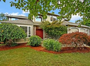 19526 92nd Ave NE, Bothell, WA 98011