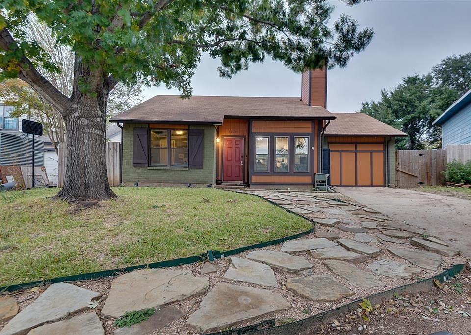 1st image of 7425 Waterway Dr
