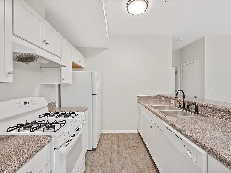 3839 Dry Creek Dr #109 — Photo 10