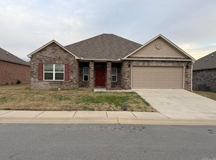 2060 Matthews Meadows Ln, Conway, AR 72032