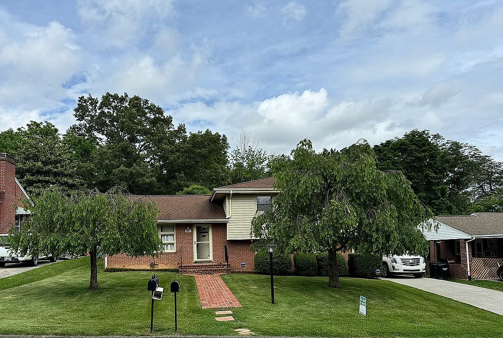 2907 Neil Dr, Roanoke, VA 24019 Zillow