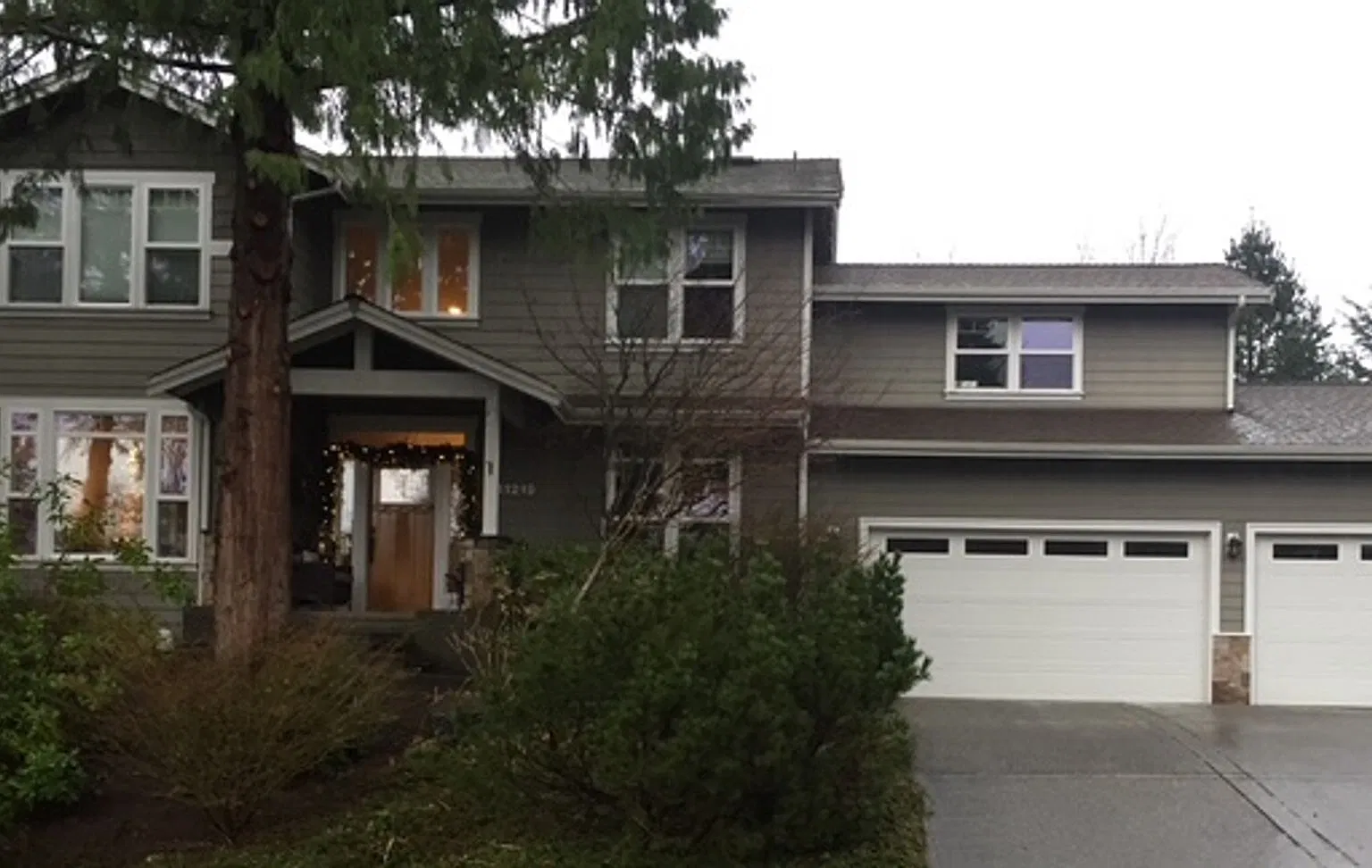 Spacious 4BR Gig Harbor Home with Office and 2-Car Garage — Photo 1