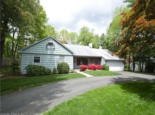 88 Cliffmore Rd, West Hartford, CT 06107