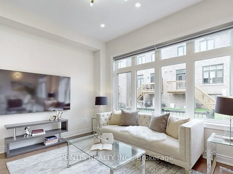 1324 Queens Plate Rd — Photo 4