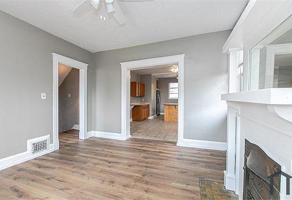 5th image of 4212 Tower Ave #2