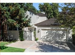 200 Manresa Ct, Los Altos, CA 94022