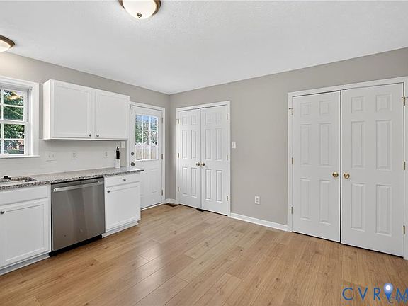 5th image of 1827 Clarkson Rd