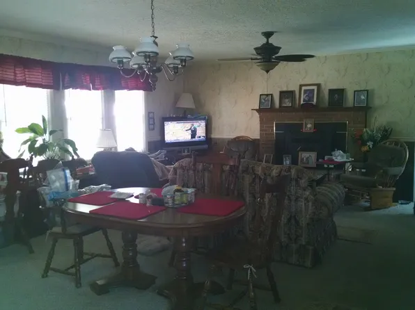 208 Comer Dr, Dublin, GA 31021