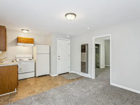 Holyoke, 1723, 1723 N Holyoke Ave #2, Wichita, KS 67208