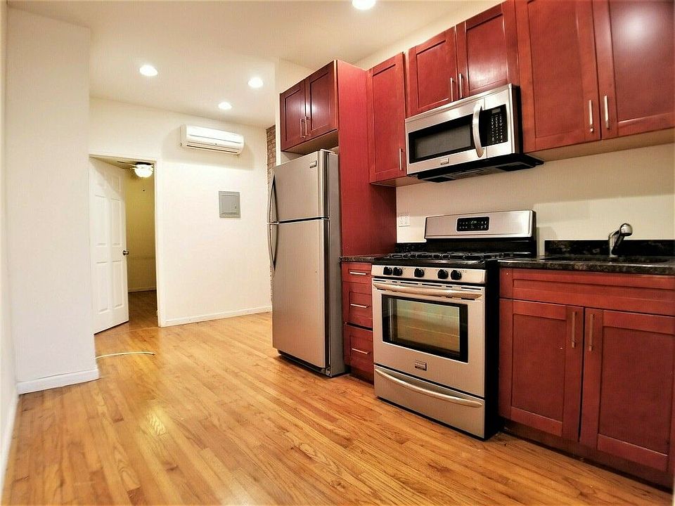1st image of 676 Lincoln Pl #2A