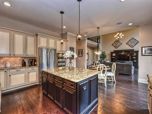 3rd image of 4110 Banfield Pl
