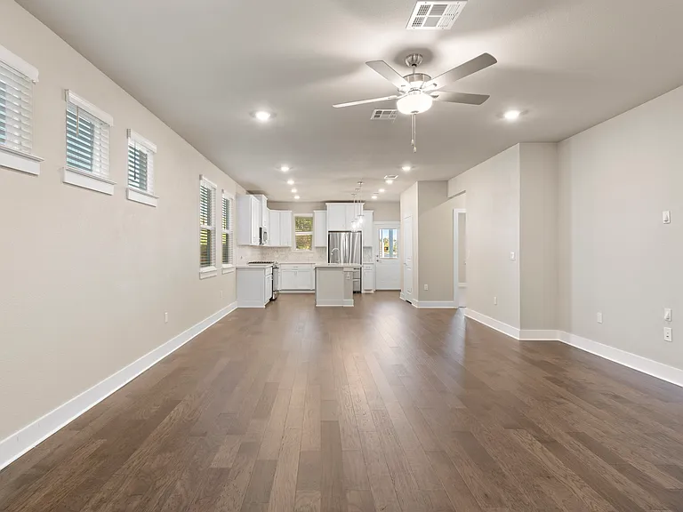 15701 Oglethorpe Dr #100 — Photo 12