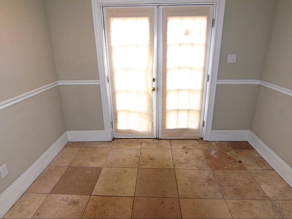 3rd image of 1343 Christian St #House4br