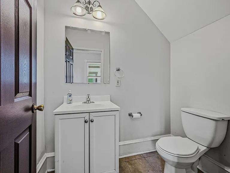 412 W 23rd St — Photo 5