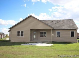 5601 Legacy Ln, Springfield, IL 62711