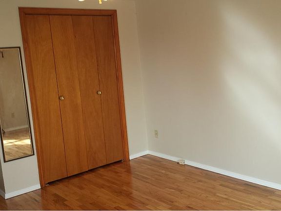 5th image of 4333 SE 22nd St