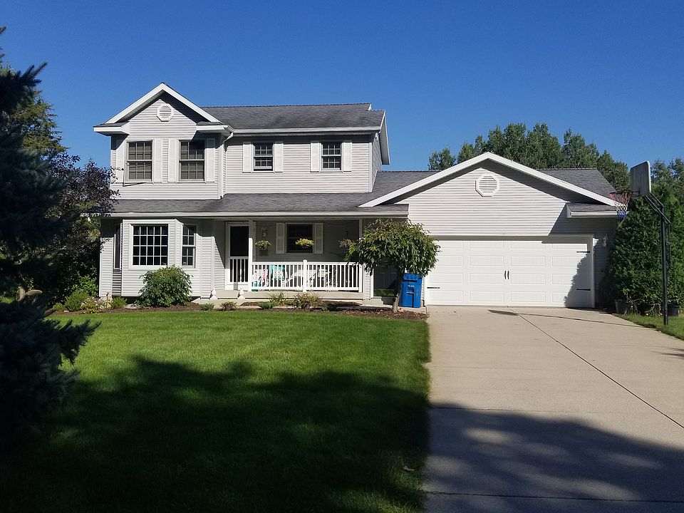 1st image of 9250 Garden Gate Dr NE