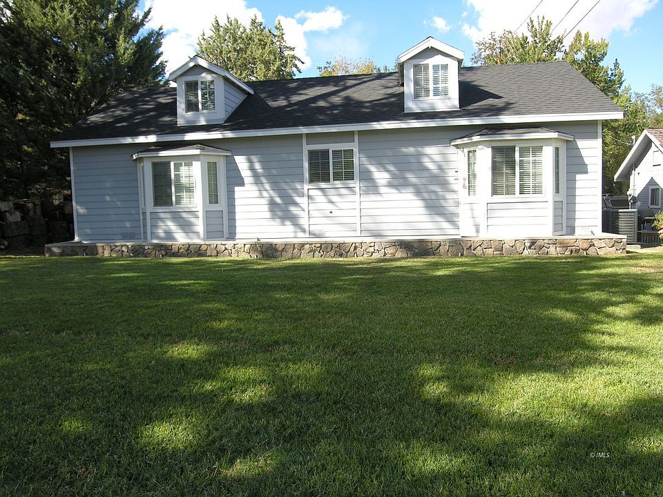 3781 W Line St, CA 93514 Zillow