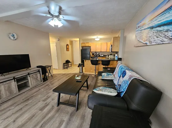 430 Kaiolu St, Honolulu, HI