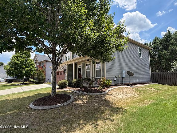 2nd image of 1028 Lancaster Way