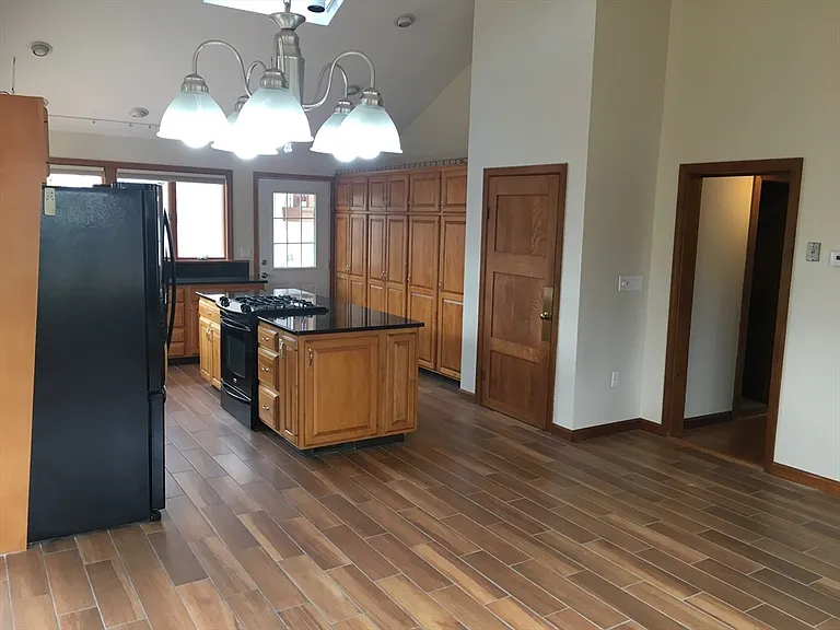 18 Glenwood Ave #A — Photo 11