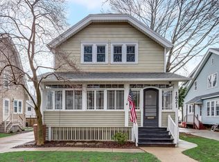 1621 N 69th St, Wauwatosa, WI 53213