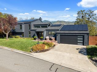 1021 NW Starlite Pl, Grants Pass, OR 97526