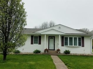 1120 Main St, Mediapolis, IA 52637