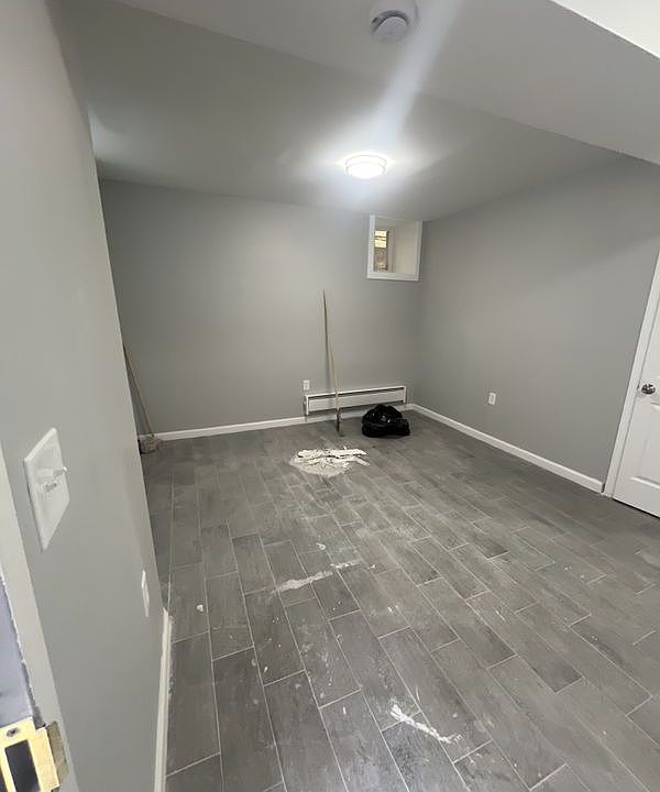 2nd image of 2000 Grand Ave #1B