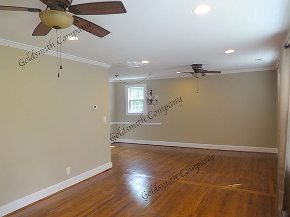 5th image of 107 Bleckley Ave