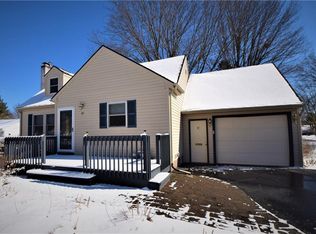 37 Jensen Dr, Rochester, NY 14624