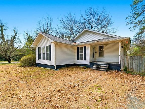 2nd image of 1 Virginia Cir SW