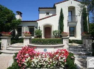 28 Blue Smt, Irvine, CA 92603