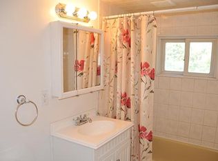 433 Remsen Ave, Avenel, NJ 07001