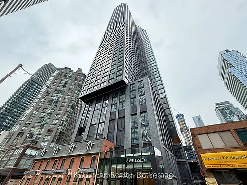 8 Wellesley St W #806 Photo 1
