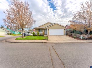 910 Kauai St SE, Salem, OR