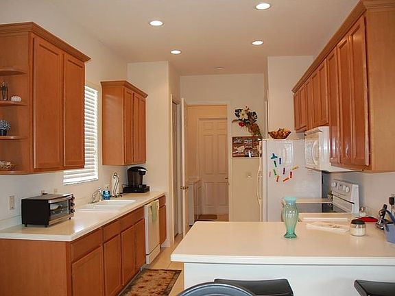 5th image of 5320 Snead Dr