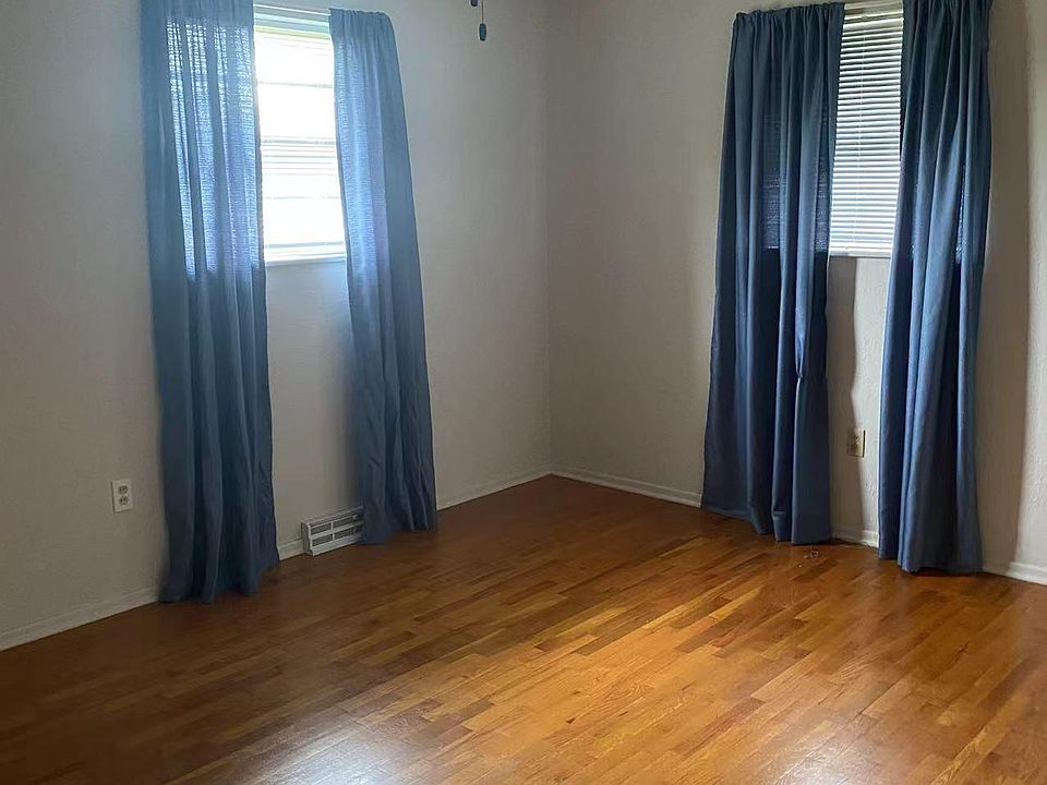 2nd image of 2512 Lynnwood Dr