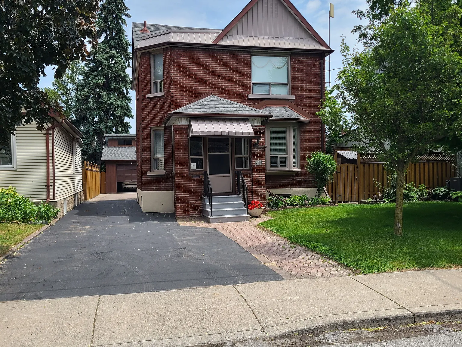 2 bed, $2,000 — Photo 1