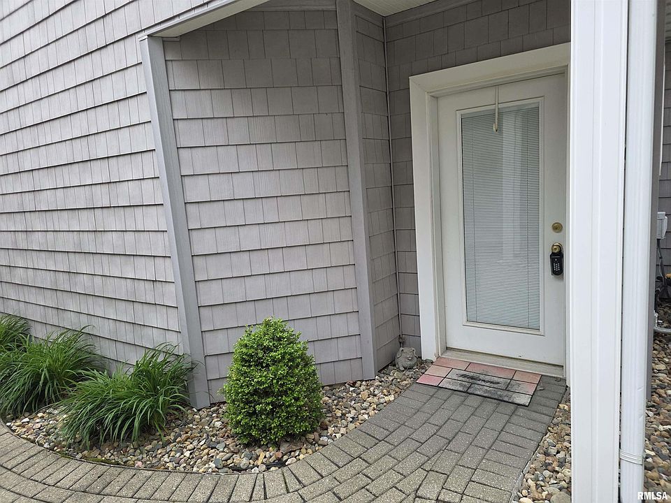 1st image of 530 Harbor Pointe Dr