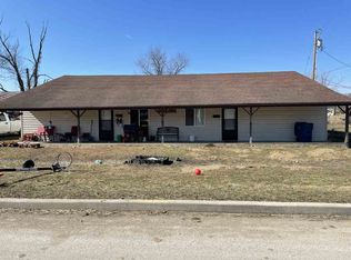 525 S 9th St, West Terre Haute, IN 47885